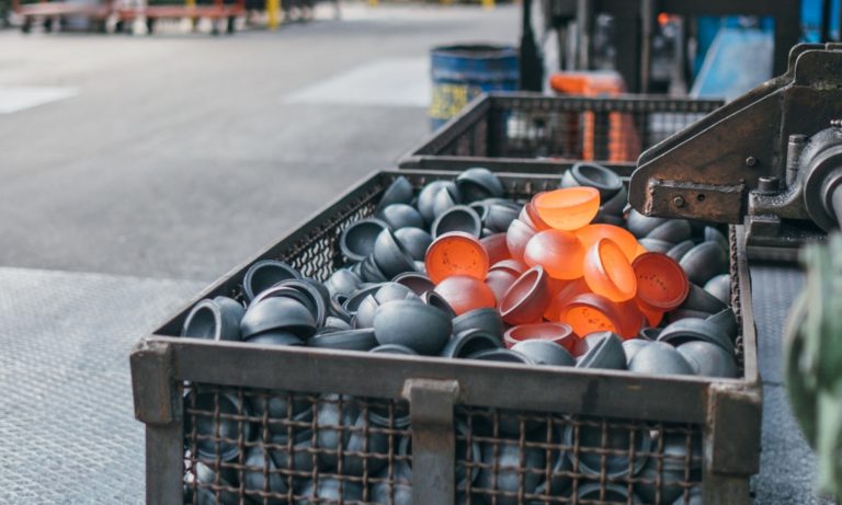 Lire la suite à propos de l’article Comment sont fabriquées les boules de pétanque ?